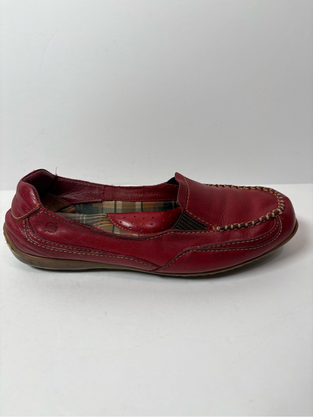 Born Red Leather Slip On Loafers Women's Sz 7.5 Shoes - Picture 7 of 16